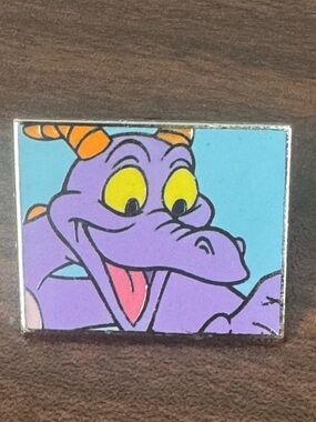 5/$25 Disney Figment Close-Up‎ with Arm Up Pin